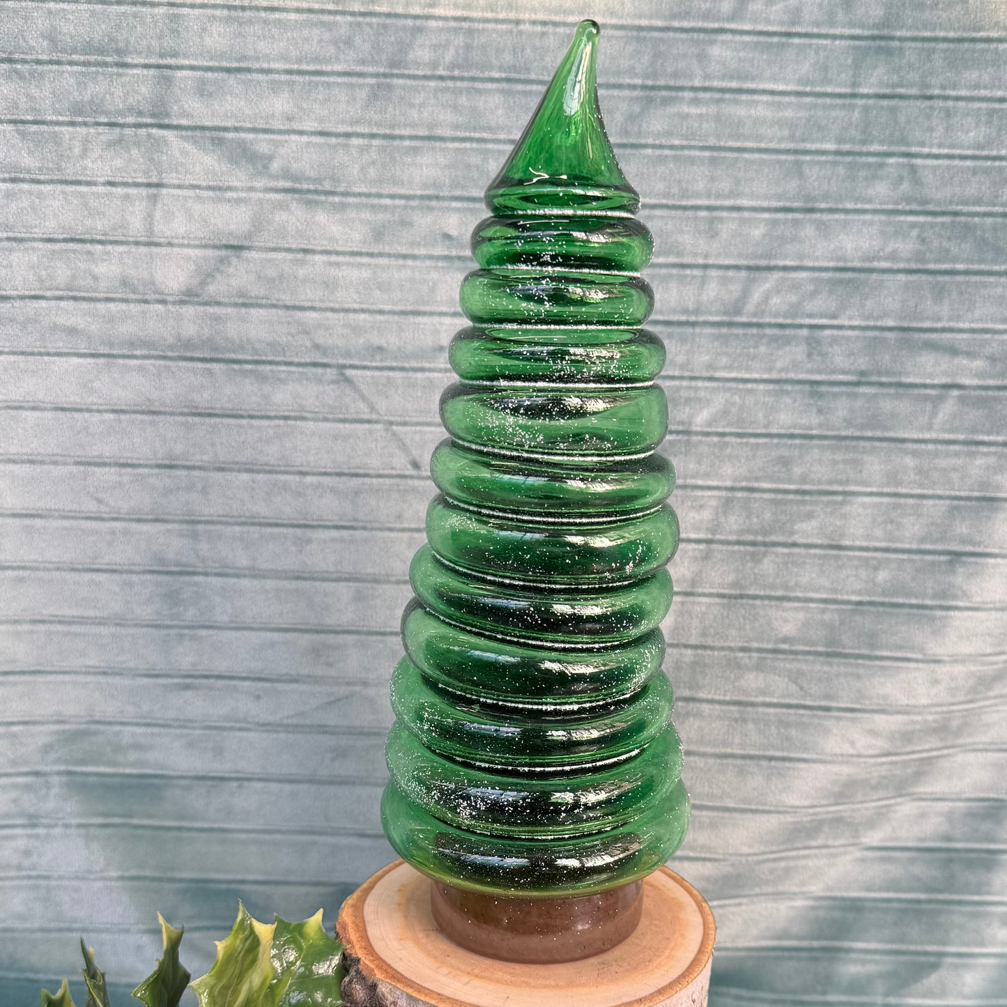 2025 Virtual Holiday Show: (F) Bubble Trees