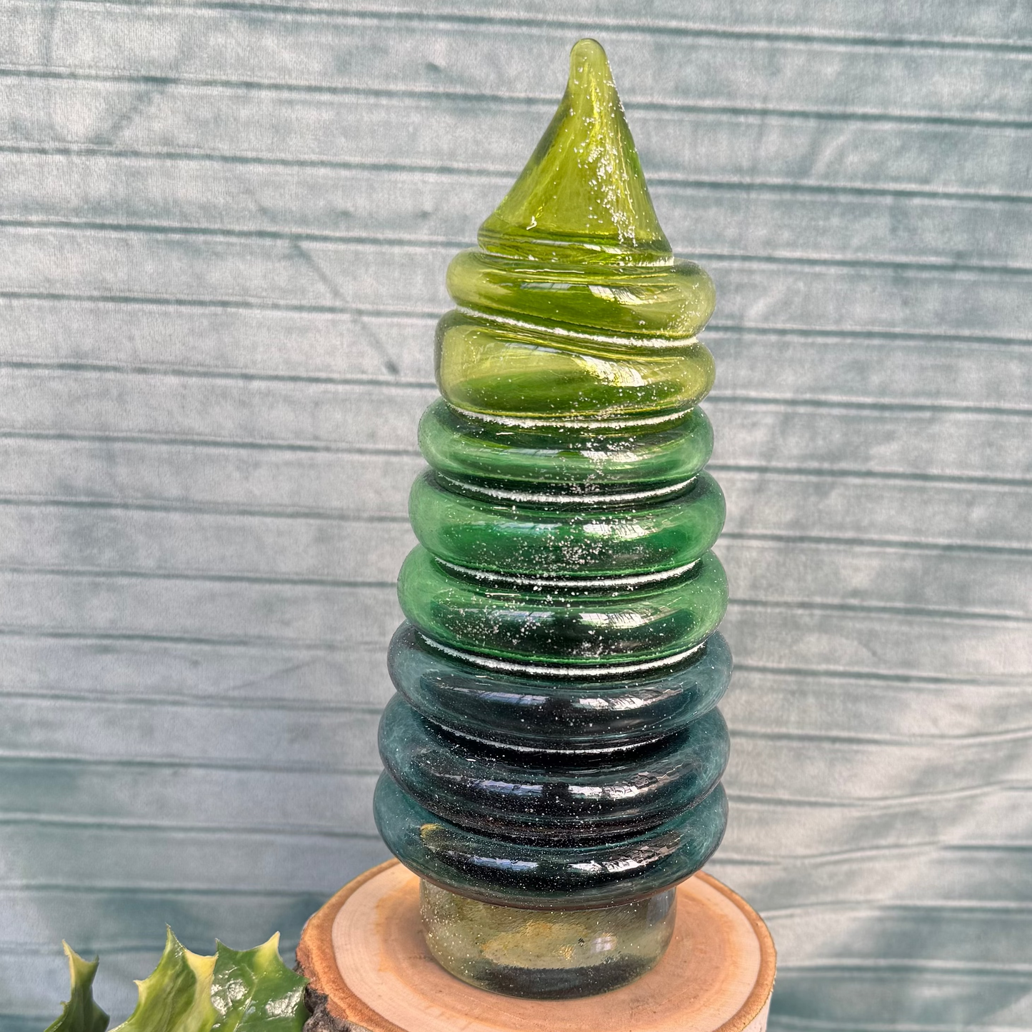 2025 Virtual Holiday Show: (F) Bubble Trees