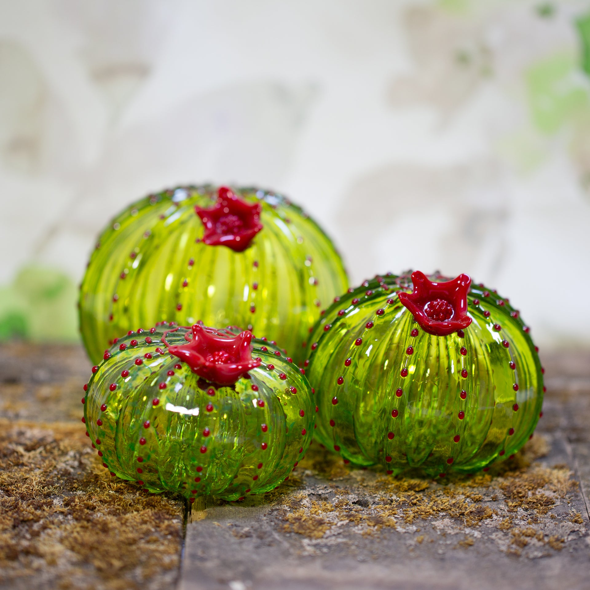 Cactus Piantay: A Decorative Glass Cactus – Glass Academy