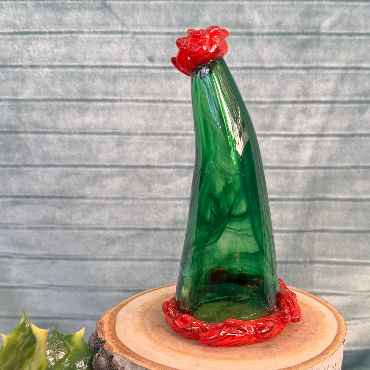 2025 Virtual Holiday Show: (G) Elf Hats