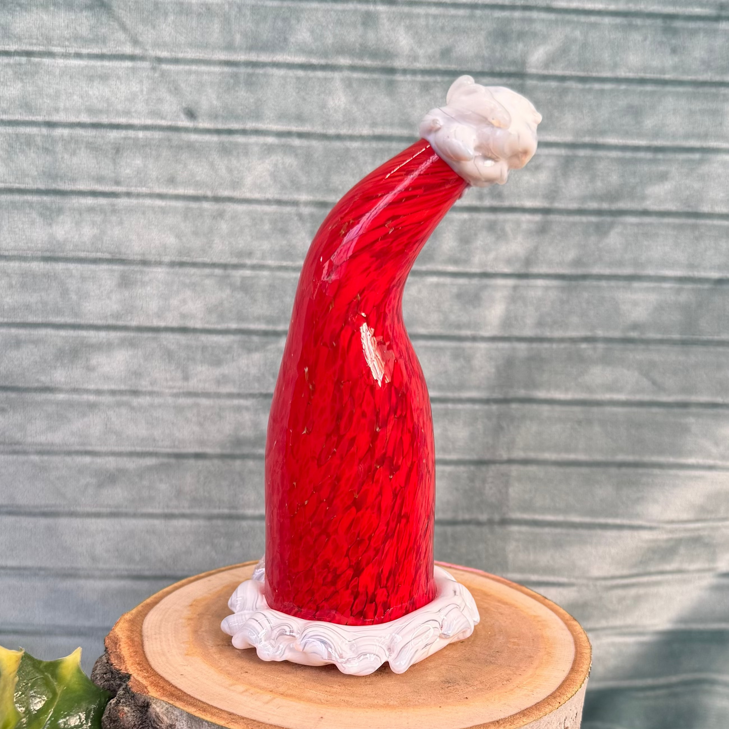 2025 Virtual Holiday Show: (G) Elf Hats