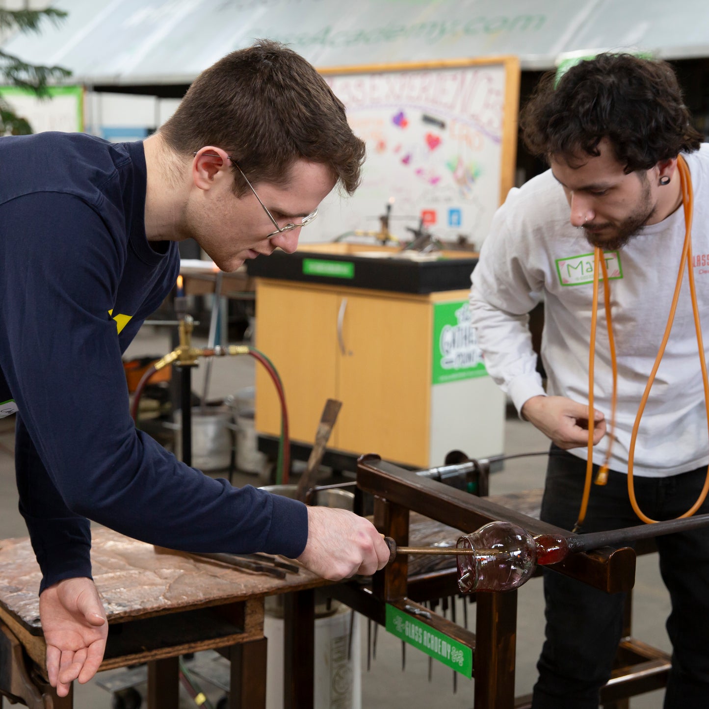 CLASS EXPERIENCE: ERO ~ A Glass Hangabout for Plants